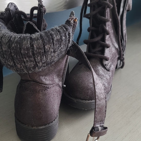 Like new black ankle boots womens size 6 - Picture 1 of 3